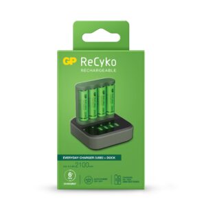 GP ReCyko B421 Dock Charger Pack Everyday USB 4 Posti + Base di Ricarica + 4 Batterie AA Ricaricabili 2100mAh