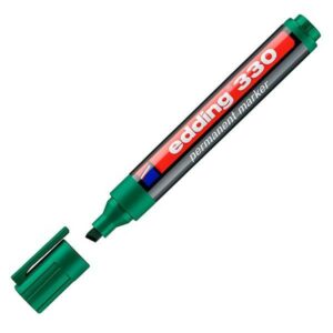 Pennarello indelebile Edding 330 - Punta a scalpello - Linea tra 1 e 5 mm. - Inchiostro quasi inodore - Cappuccio con clip - Asciugatura rapida - Colore verde